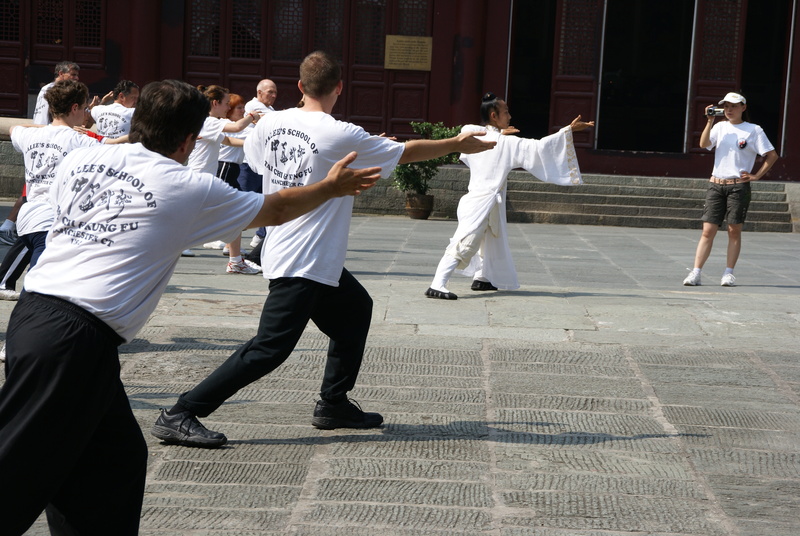 Image: /media/?path=/trips/2007-08-13 China/2007-08-21_Wudang/20070821-100656-0-Jon.jpg